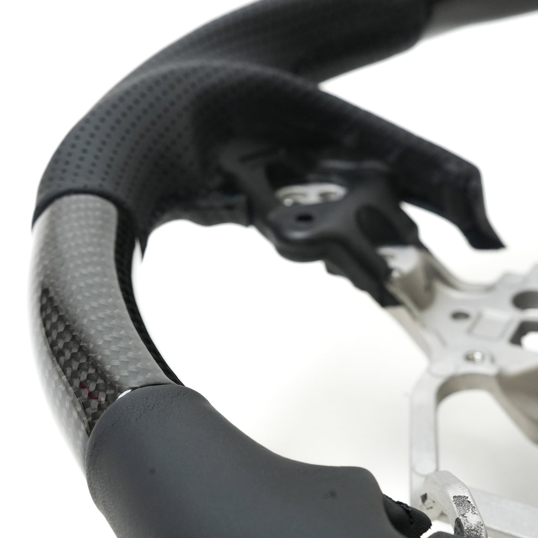 TOYOTA RAV4 OEM PLUS STEERING WHEEL